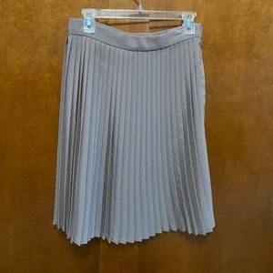 Tan pleated skirt